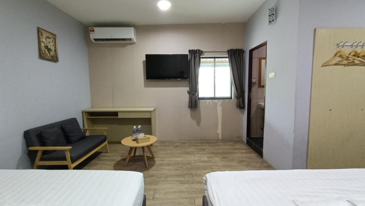 Unikarya Lodge Kota Kinabalu Exterior photo